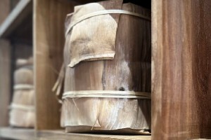 为什么普洱茶多为紧压茶？